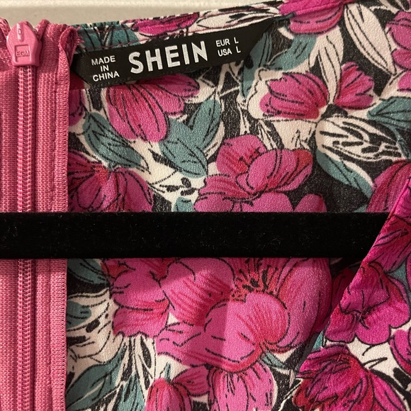 Floral dress - Picture 3 of 3